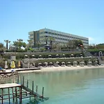 Babaylon 度假村 4*