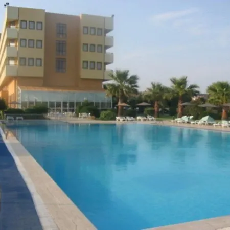 Babaylon 4* Кешме
