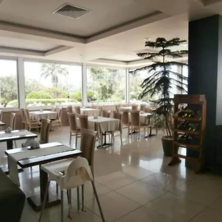 Babaylon 4* Кешме