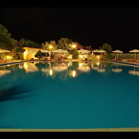 Babaylon منتجع Çeşme